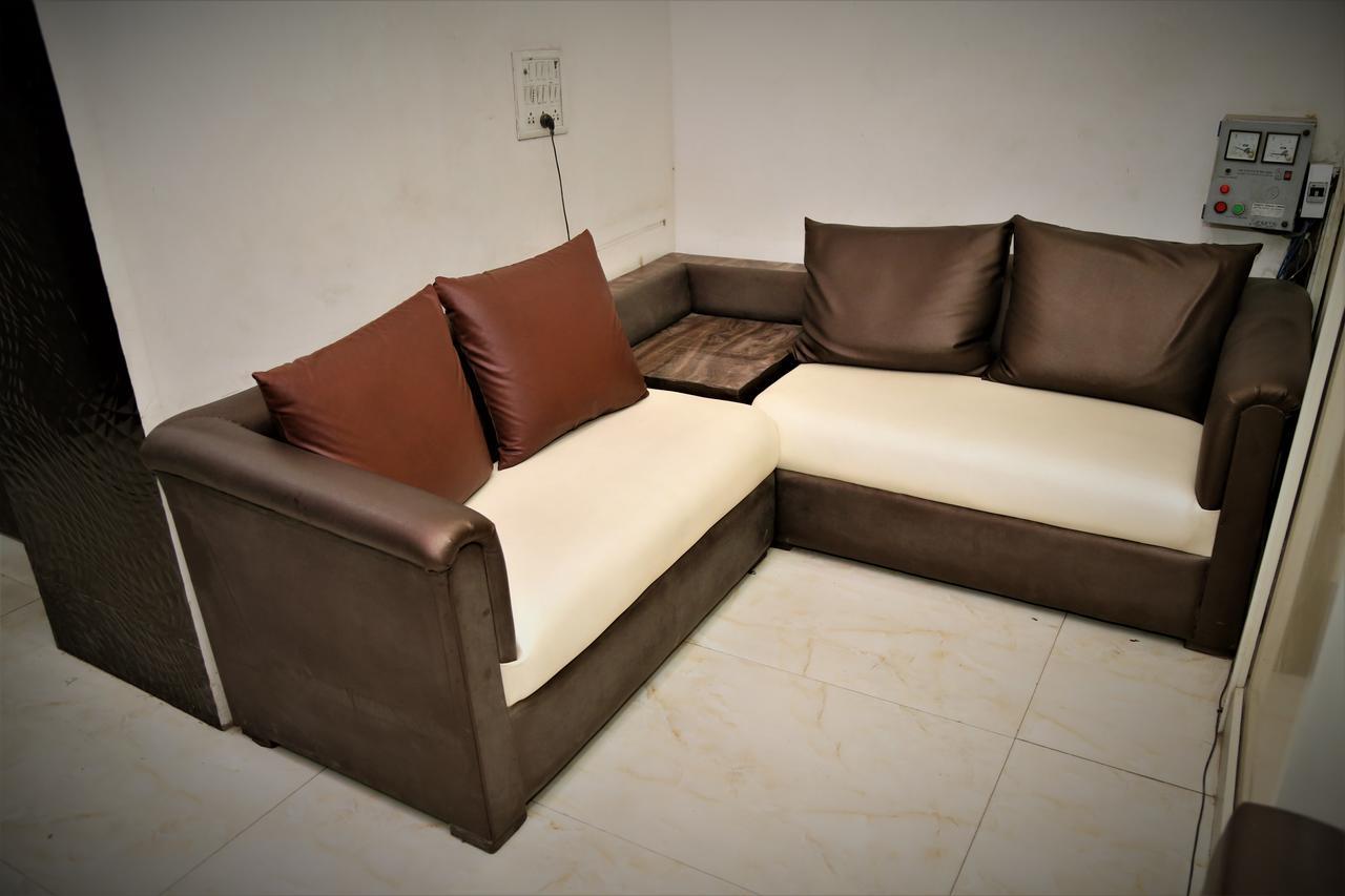 Hotel Suzi International, Near New Delhi Station Buitenkant foto