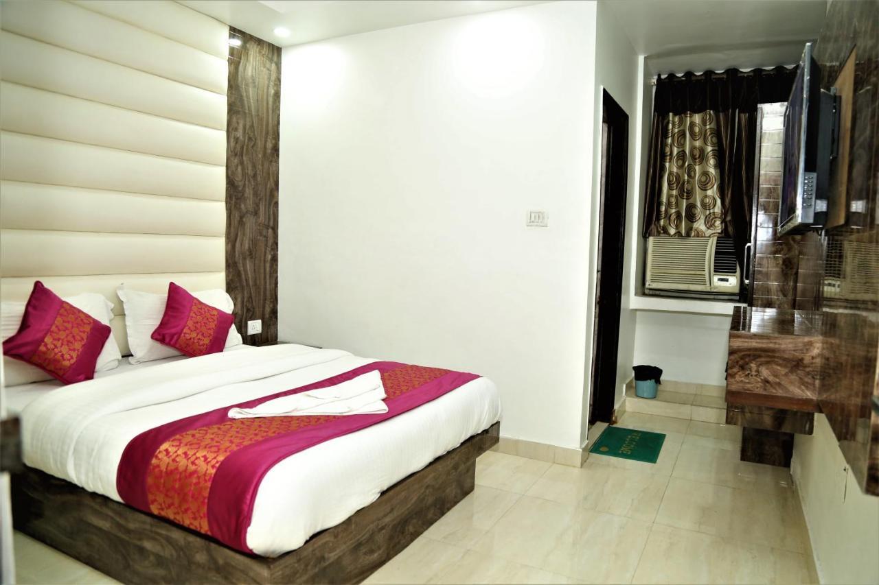 Hotel Suzi International, Near New Delhi Station Buitenkant foto